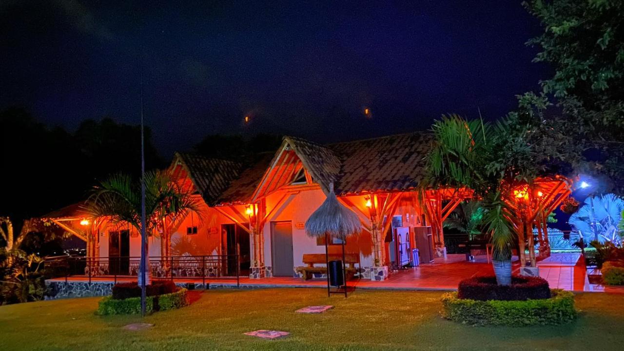 La Victoria Hotel Campestre Quimbaya Eksteriør bilde