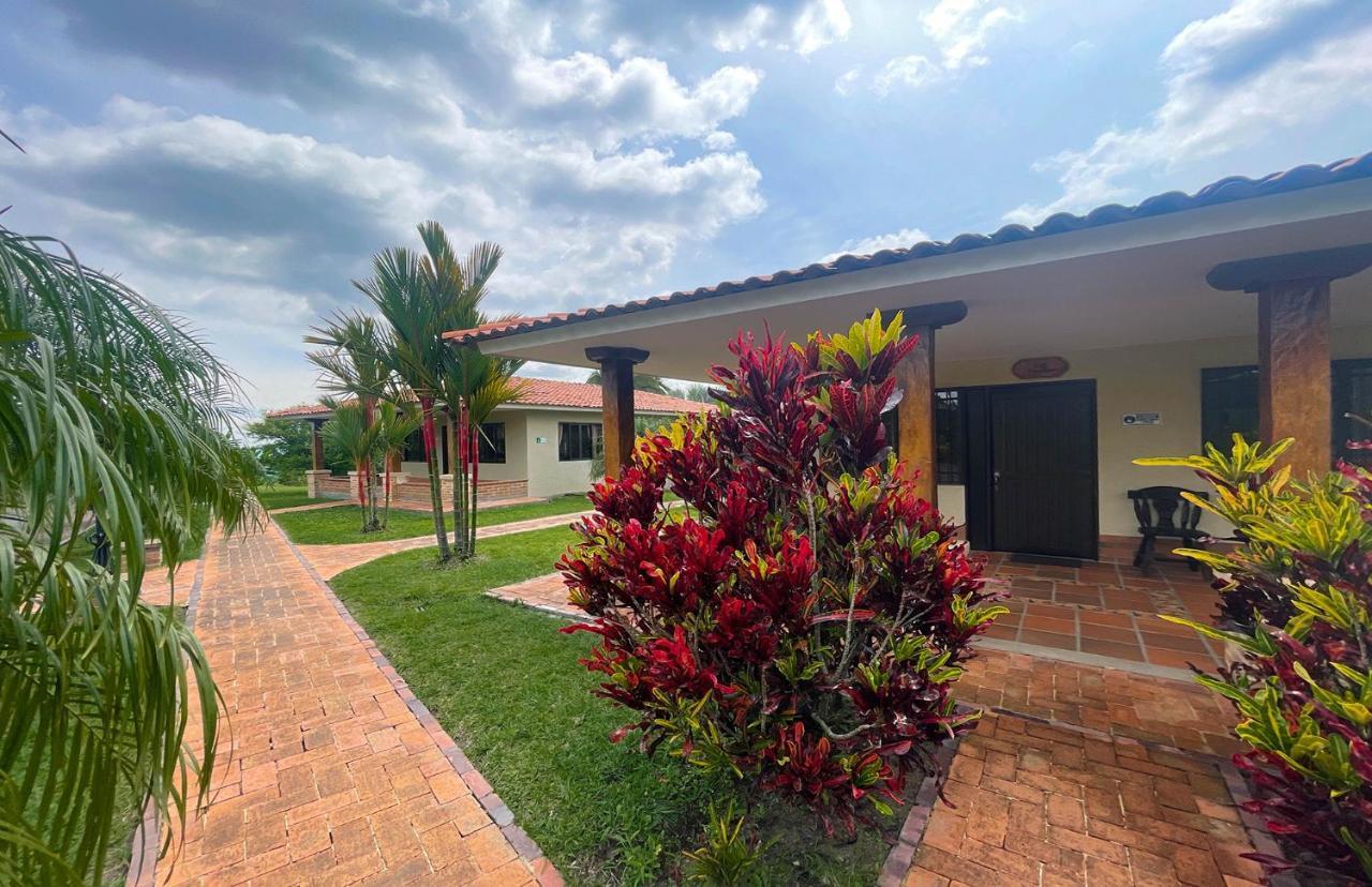 La Victoria Hotel Campestre Quimbaya Eksteriør bilde