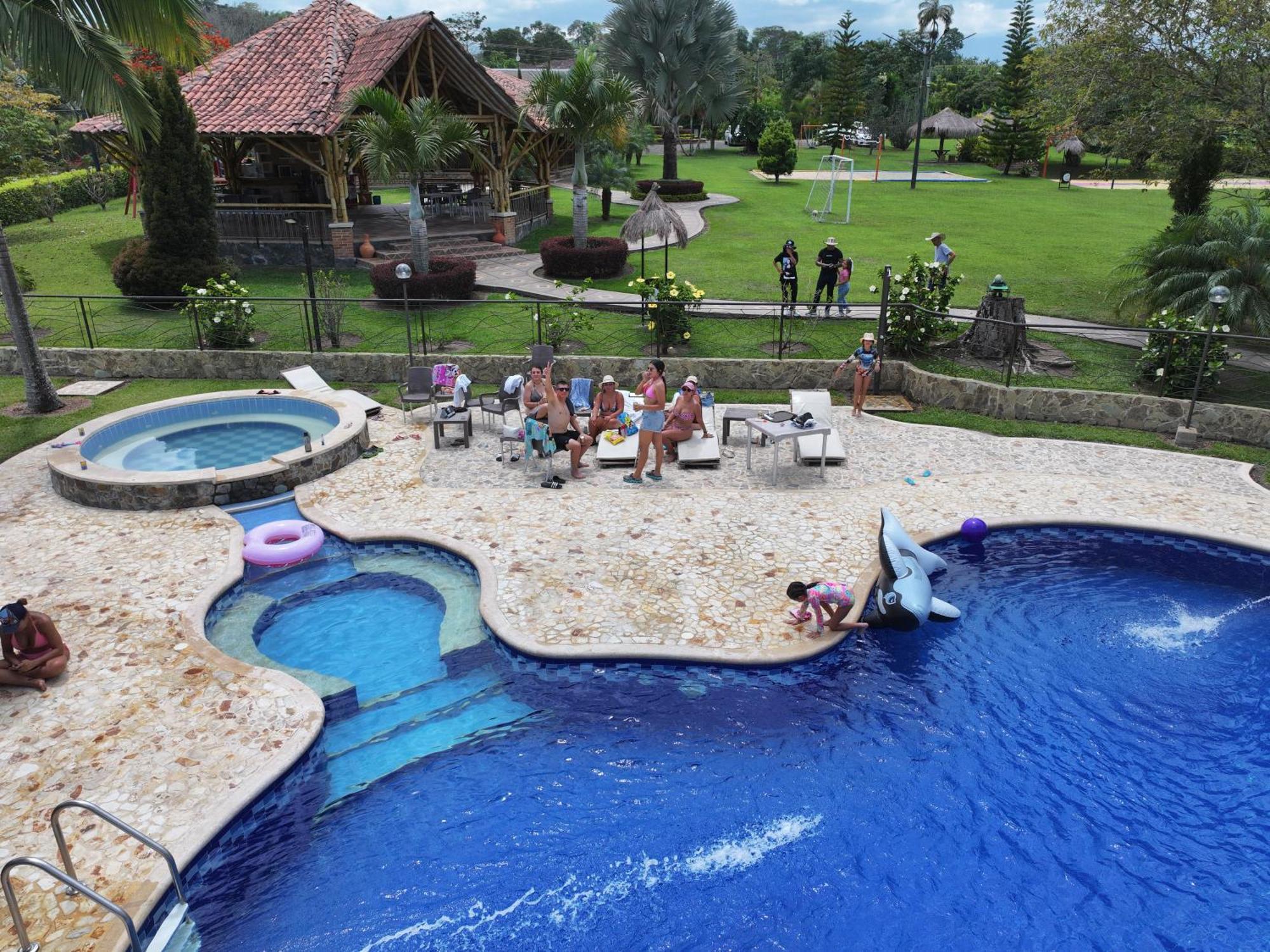 La Victoria Hotel Campestre Quimbaya Eksteriør bilde